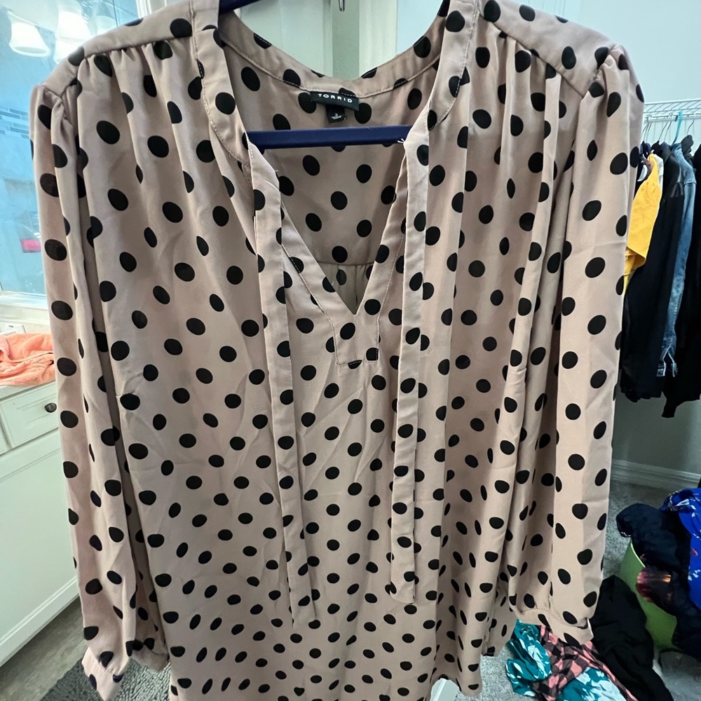 Torrid dusty rose polka dot tunic